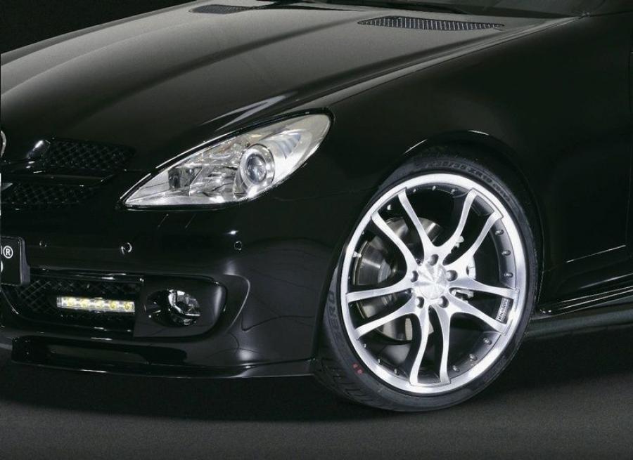  Mercedes-Benz SLK-Class by Brabus 2008 года  (фото 2 из 5)